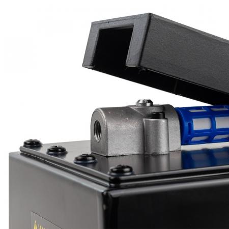 Насос пневмогидравлический ножной 3.2л F-TRA5300( Big ) - 1